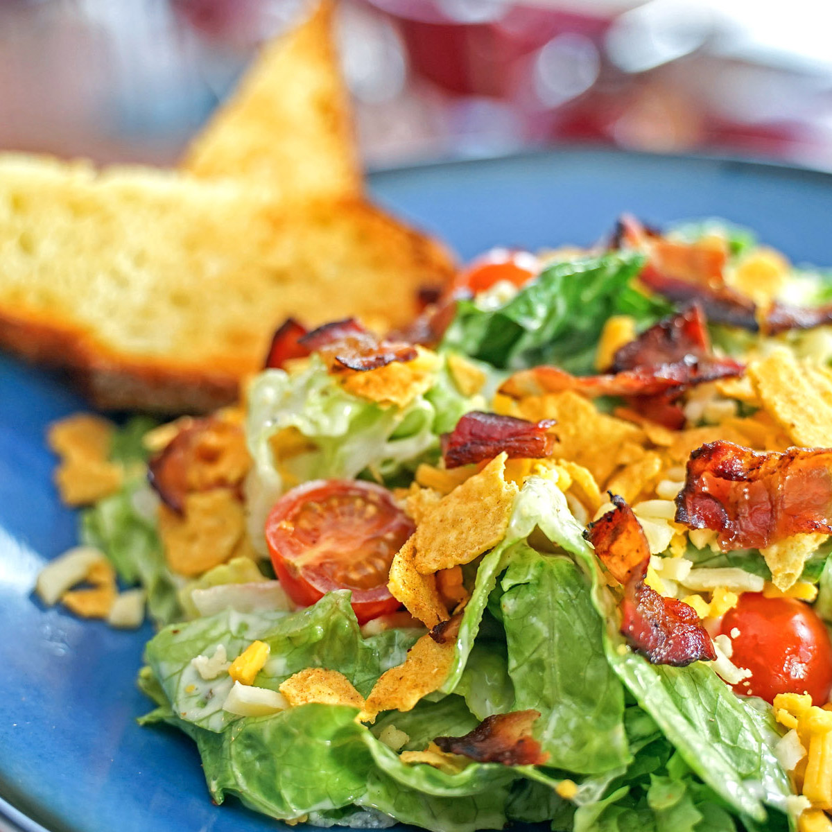 Crunchy Cobb Salad Q